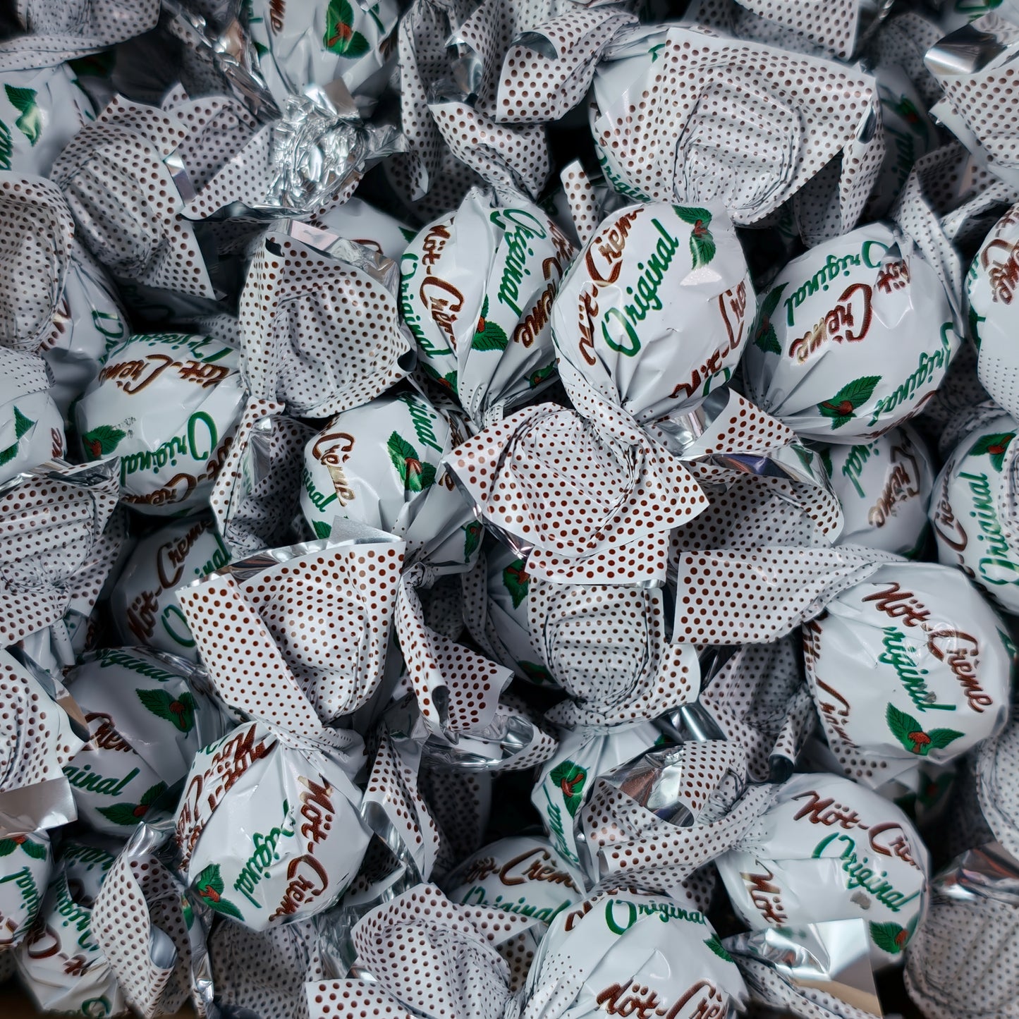 Nöt-Creme Chocokulor — Carletti Hazelnut Chocolate | Swedish Candy
