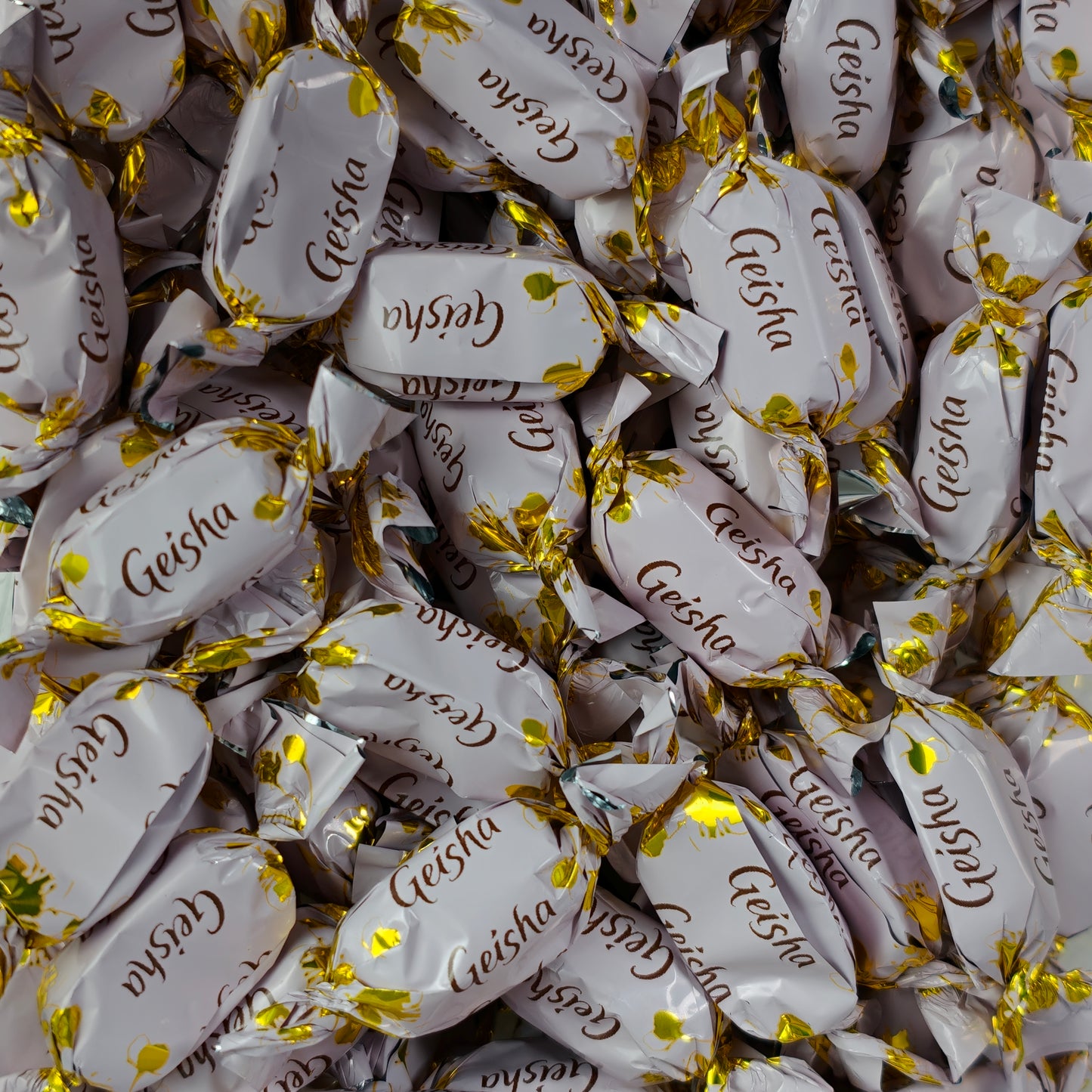 Geisha — Fazer Hazelnut Milk Chocolate | Swedish Candy