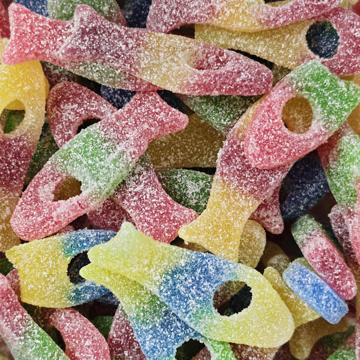 Matthijs Sour Crazy Fish: sour-sugared fish-shaped jellies in mixed fruit flavours. Bulk pick & mix candy, shipped world