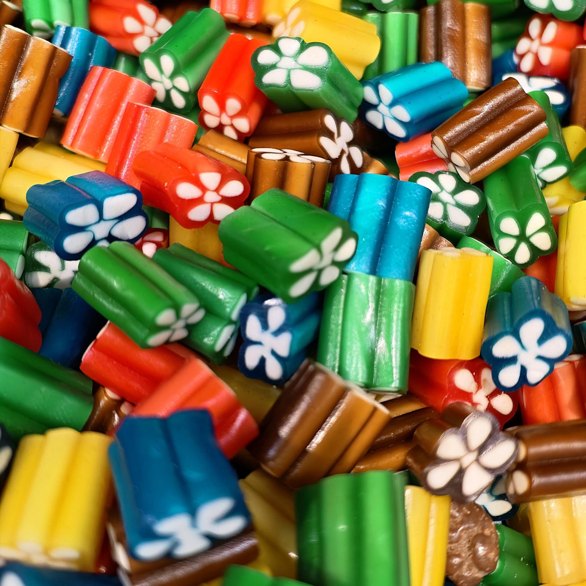 Regal Revolver Fruit Gummies – authentic Swedish pick & mix candy, imported from Scandinavia